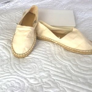 Steve Madden Espadrilles size 7. Never worn